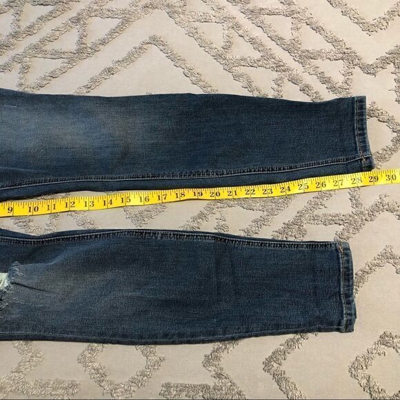 Level 99 distressed high rise skinny jeans size 28 - Picture 7 of 9